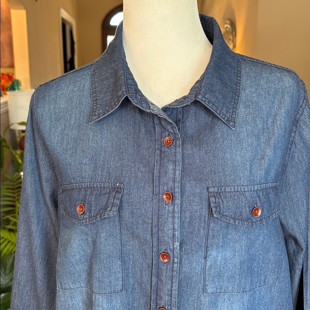 Luvamia Chambray Long Sleeve Button Down Denim Shirt size L - Picture 5 of 16